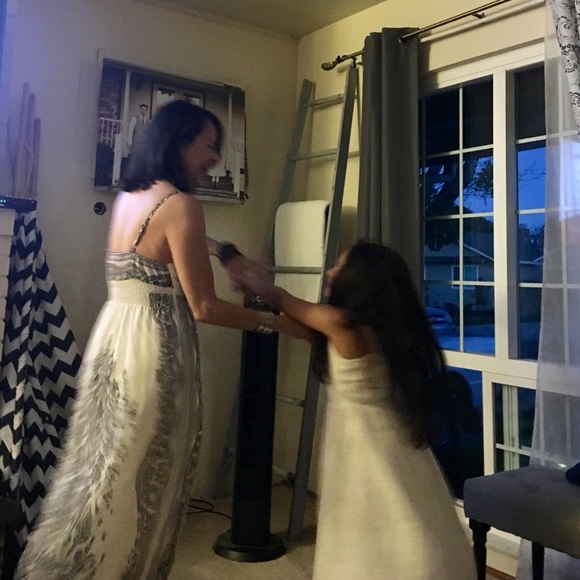 Meet your Posher, Gina - Picture 1 of 5